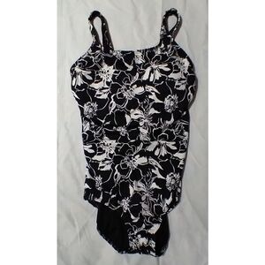 LANDS END ONE PIECE BATHING SUIT BLACK WHITE FLORAL SWIMSUIT SIZE 8 BUILT IN BRA